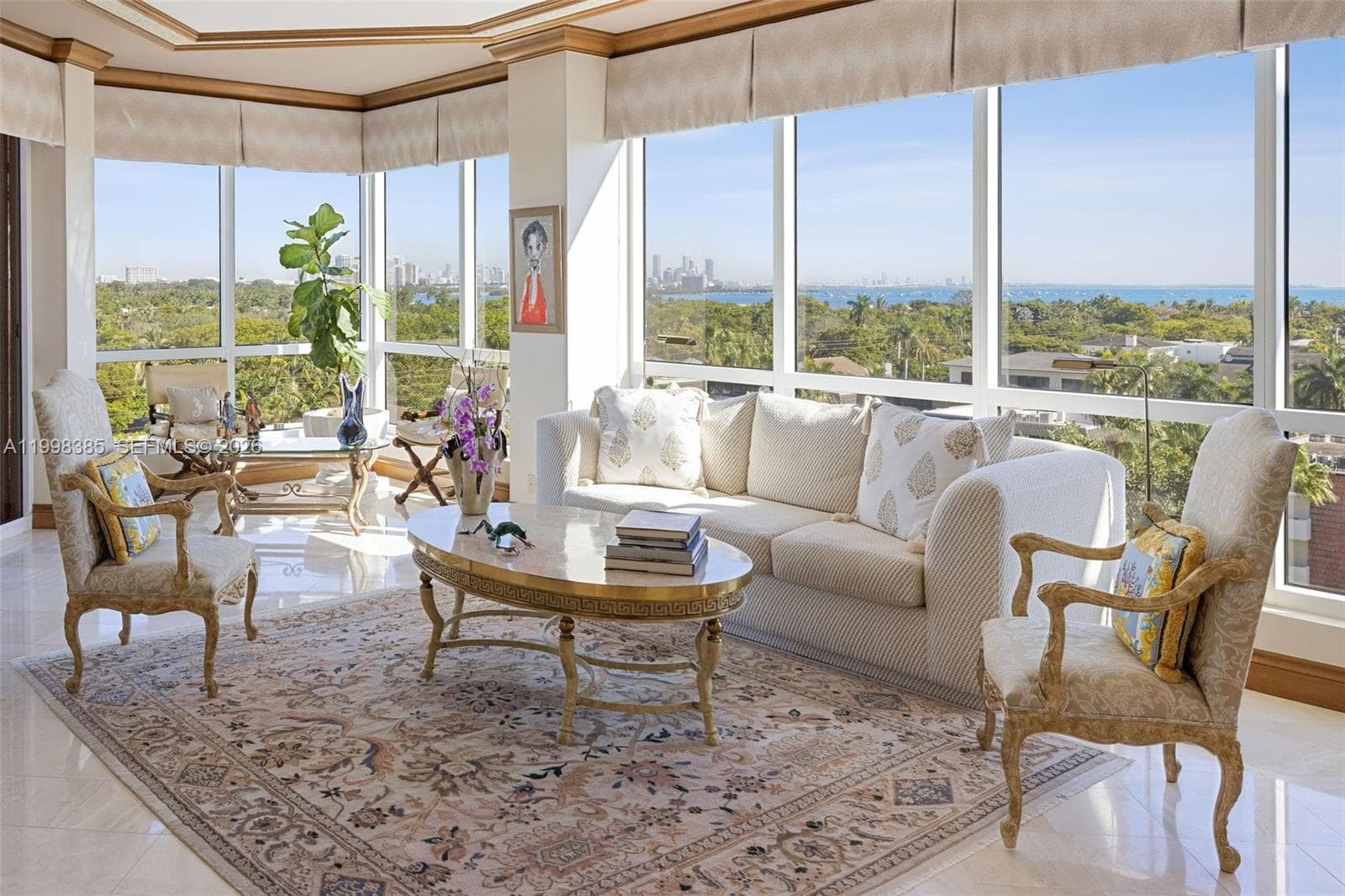 10 Edgewater Dr 2