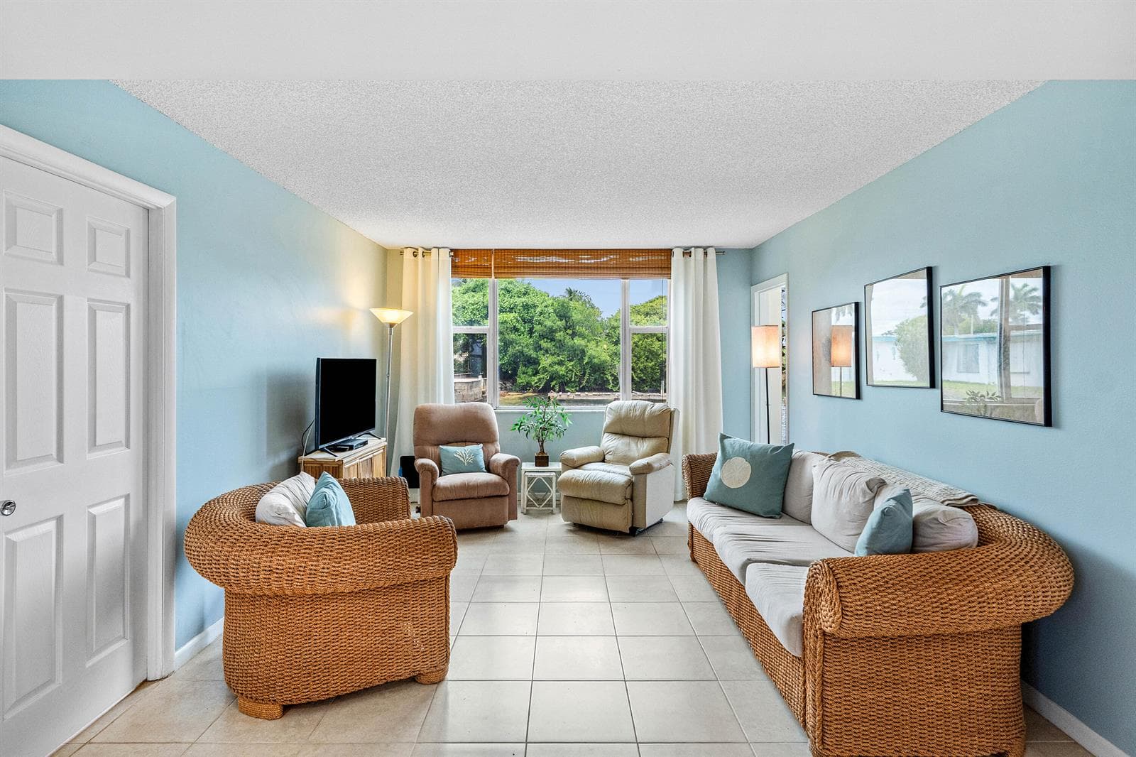1820 New Palm Way #103 4