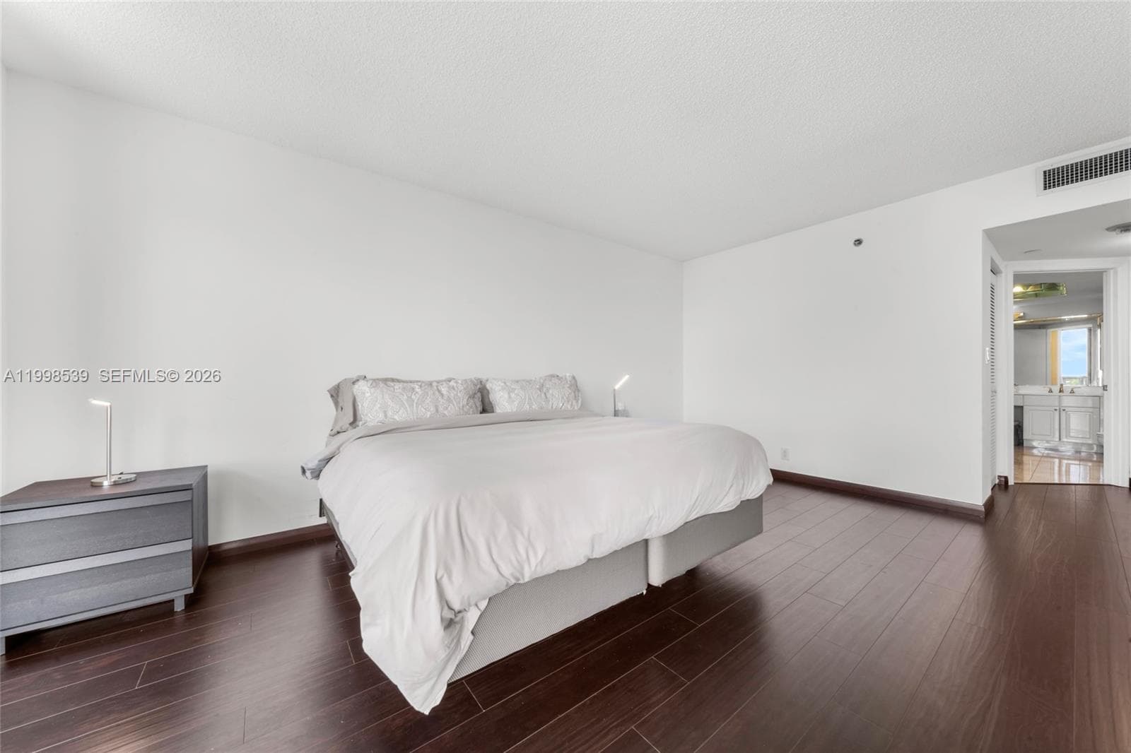 3598 Yacht Club Dr 601+DEN photo 20