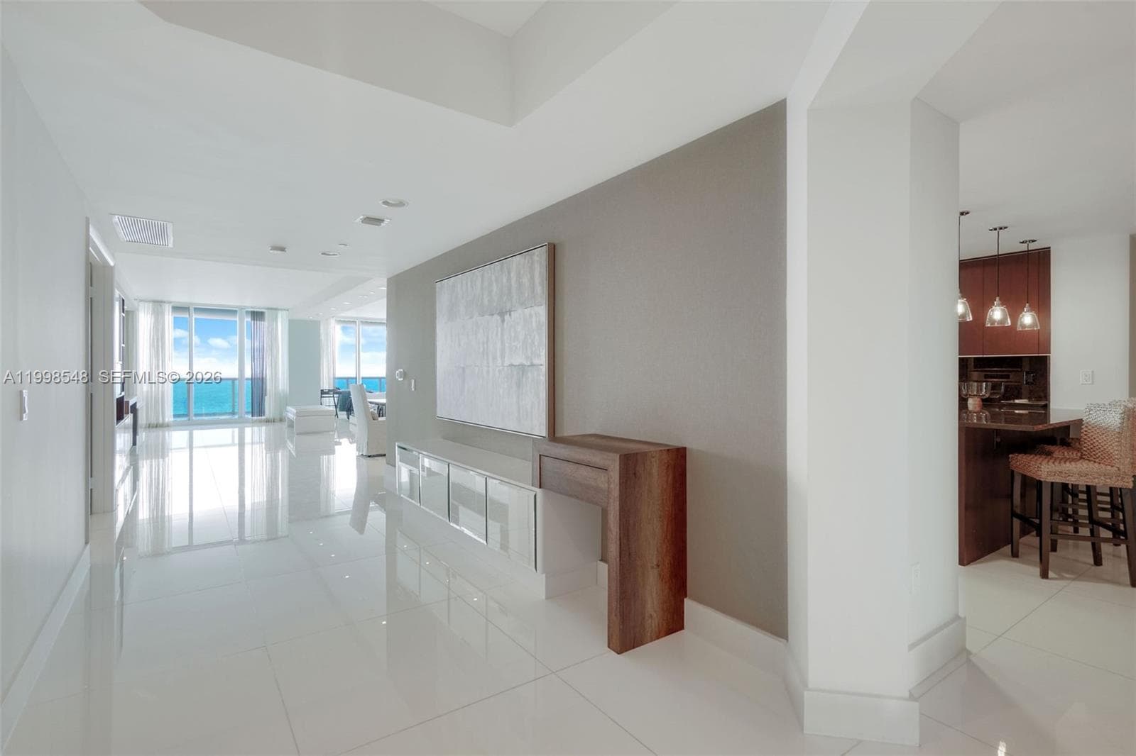 2711 Ocean Dr 2803 photo 6