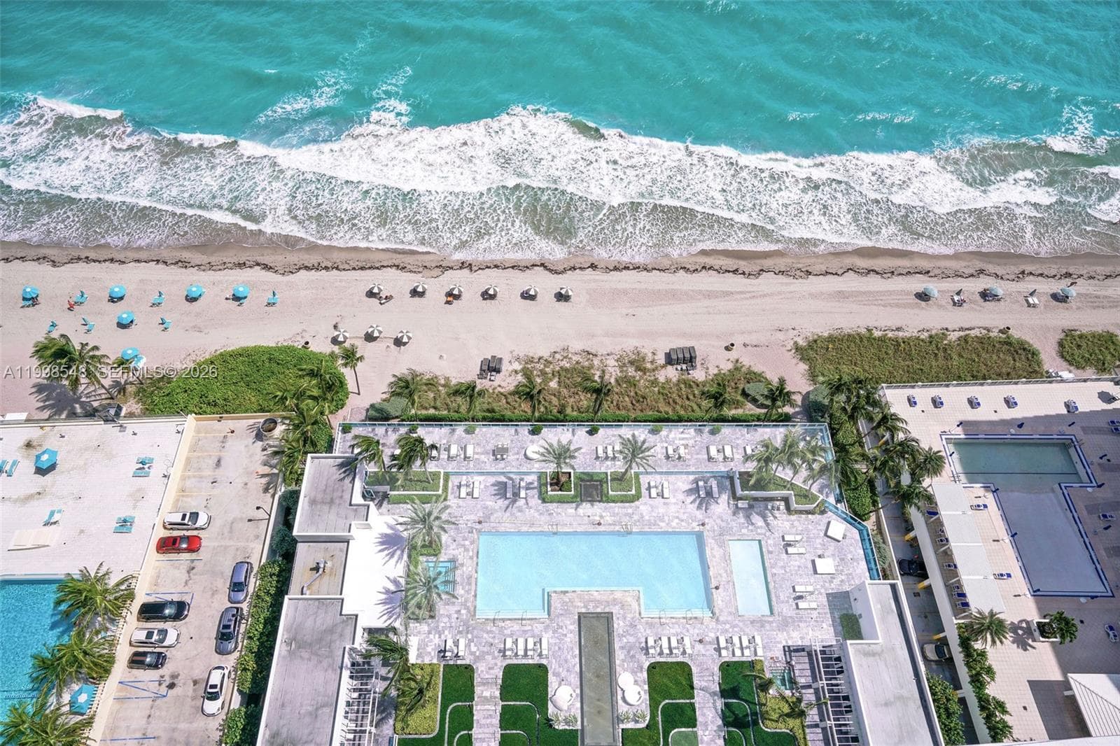 2711 Ocean Dr 2803 photo 4