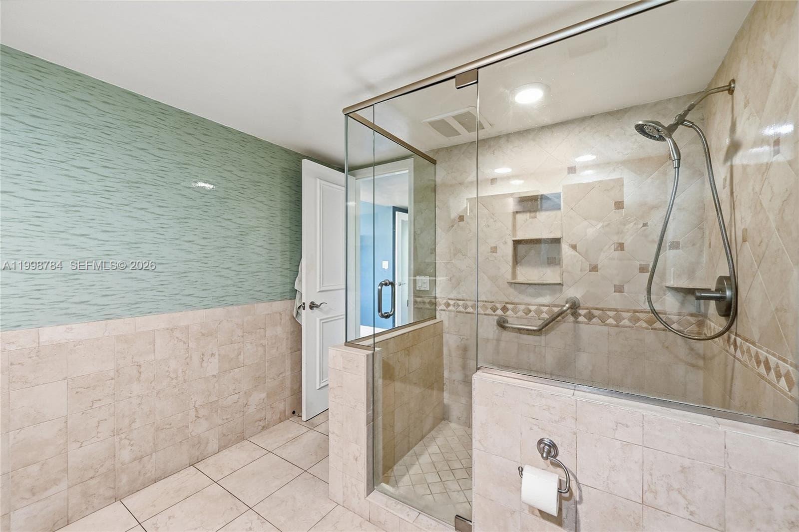 2800 E Sunrise Blvd 7F photo 24