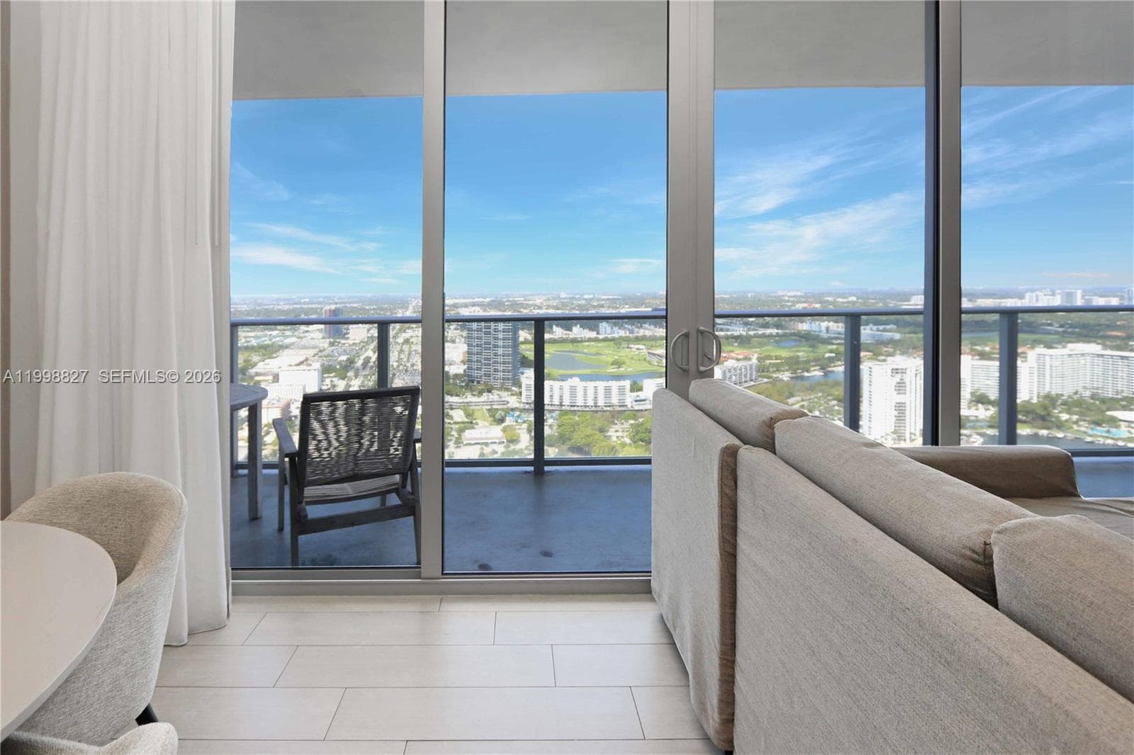 4010 Ocean Dr 2