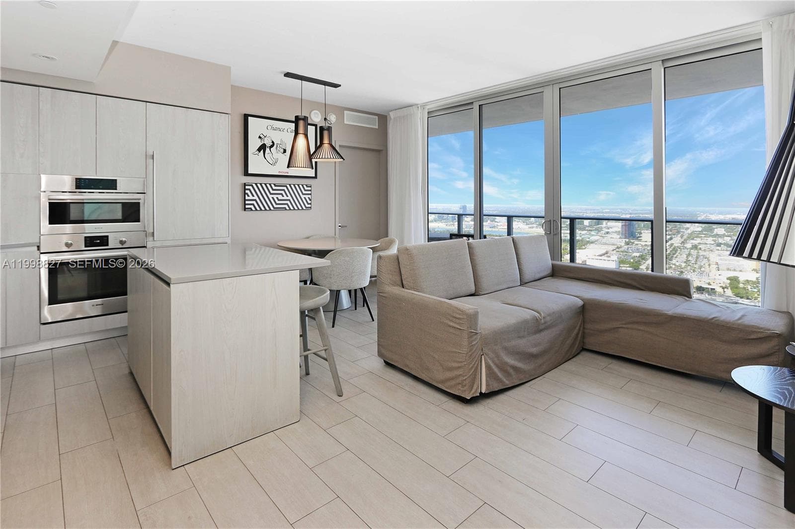 4010 Ocean Dr 1