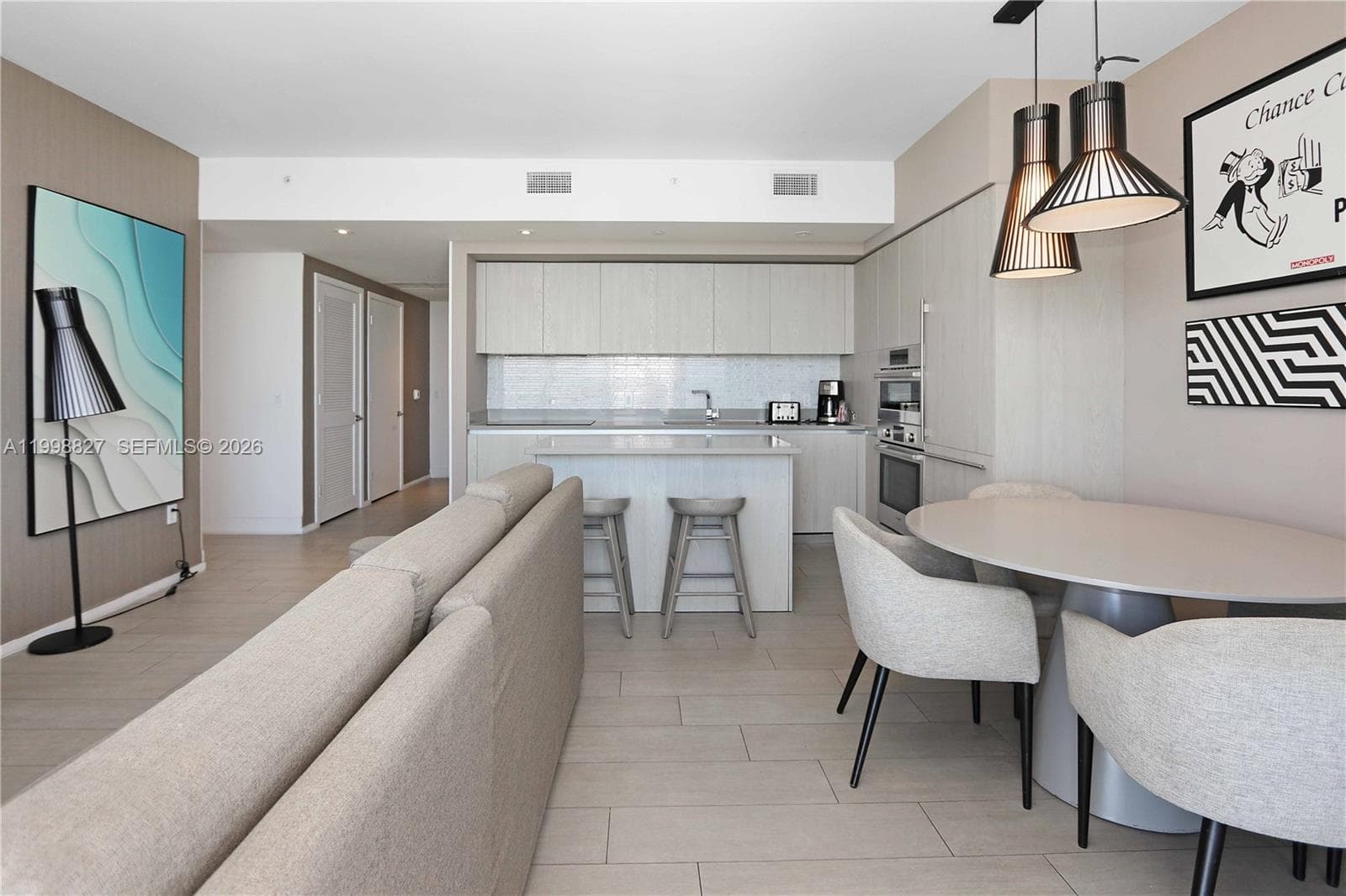 4010 Ocean Dr 4