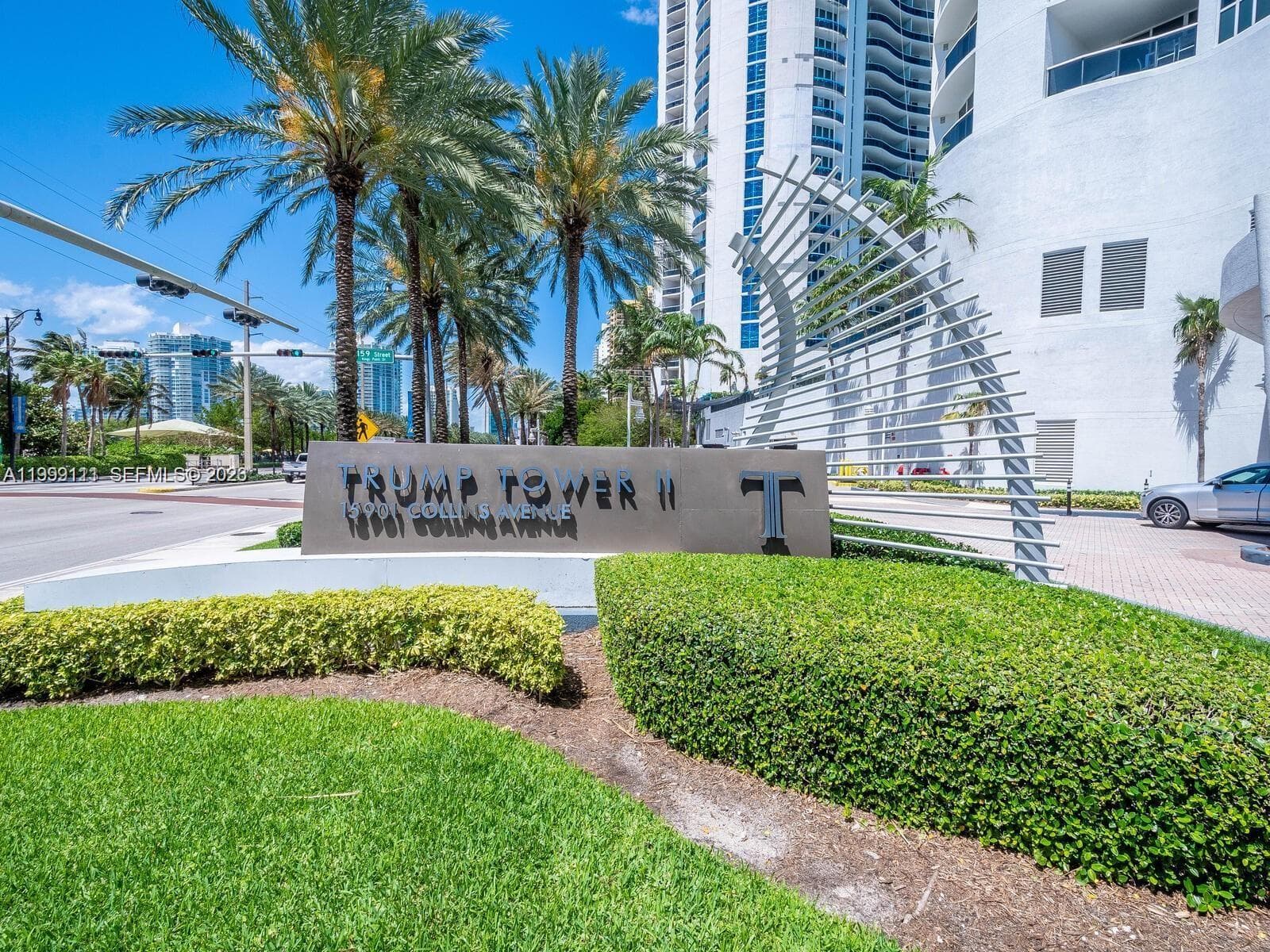 15901 Collins Ave 2504 photo 2