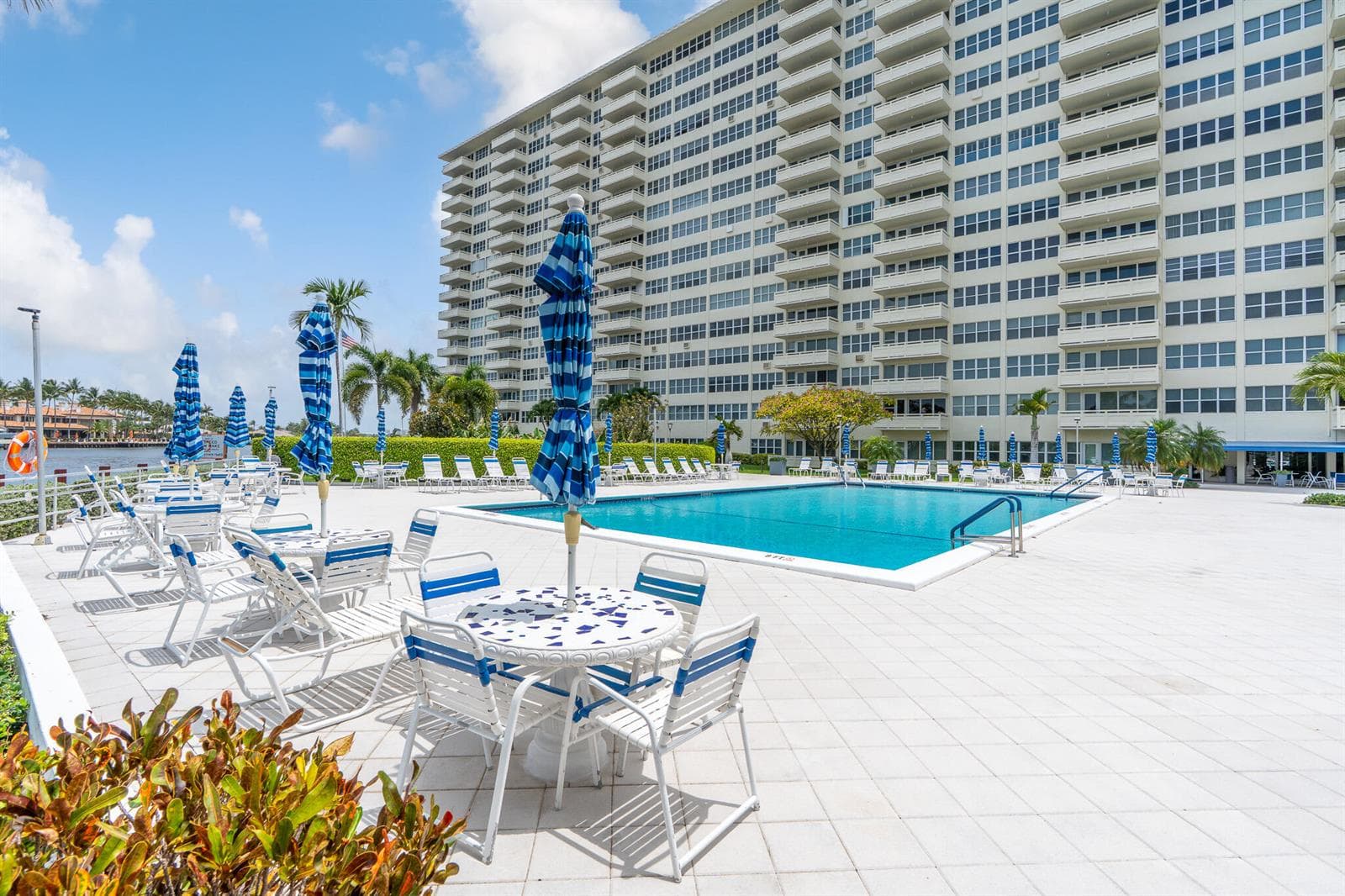 3200 NE 36 Street NE #512a 4