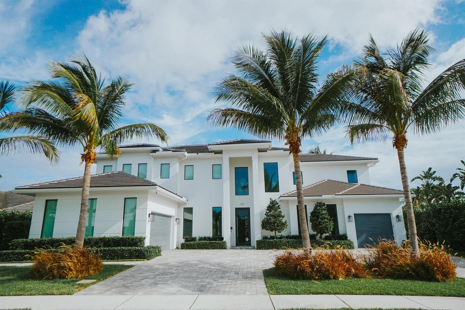 619 Riverside Road 1