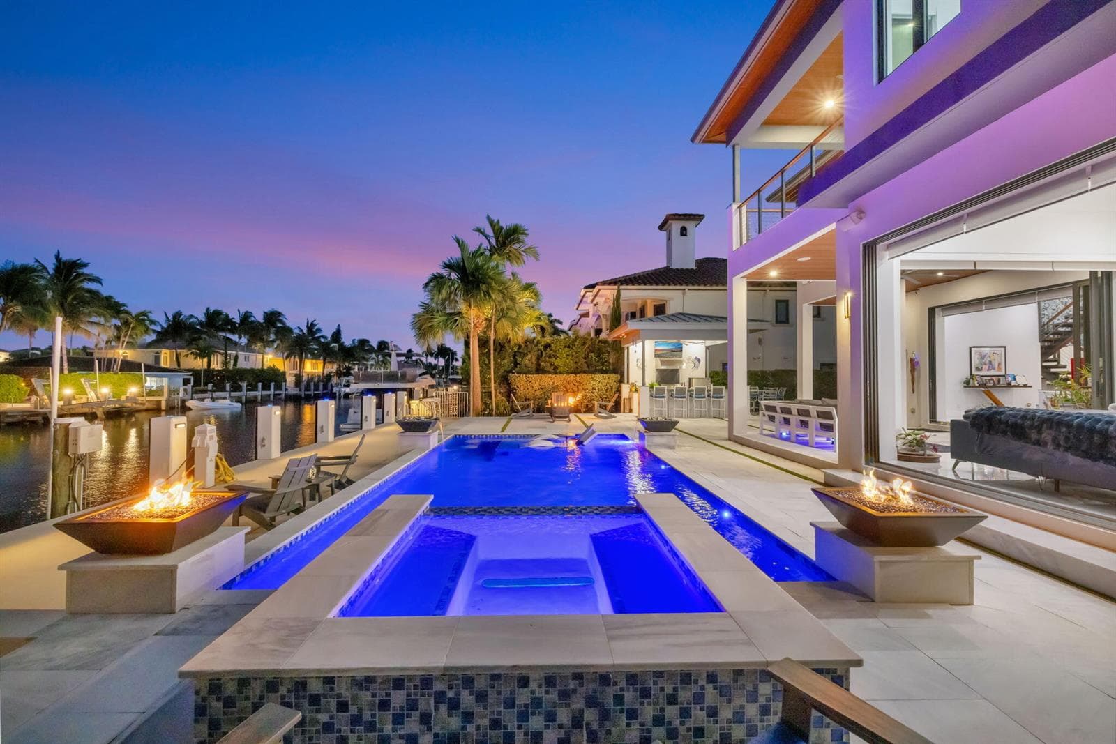 334 Isle Of Capri Drive 2