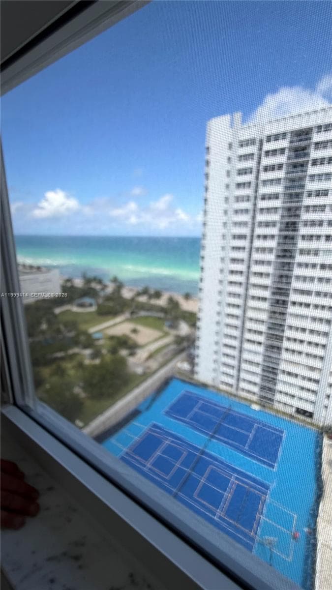 1880 Ocean Dr TS706 photo 8