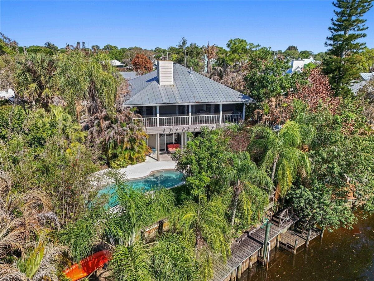 3098 SW Cedar Trail 1