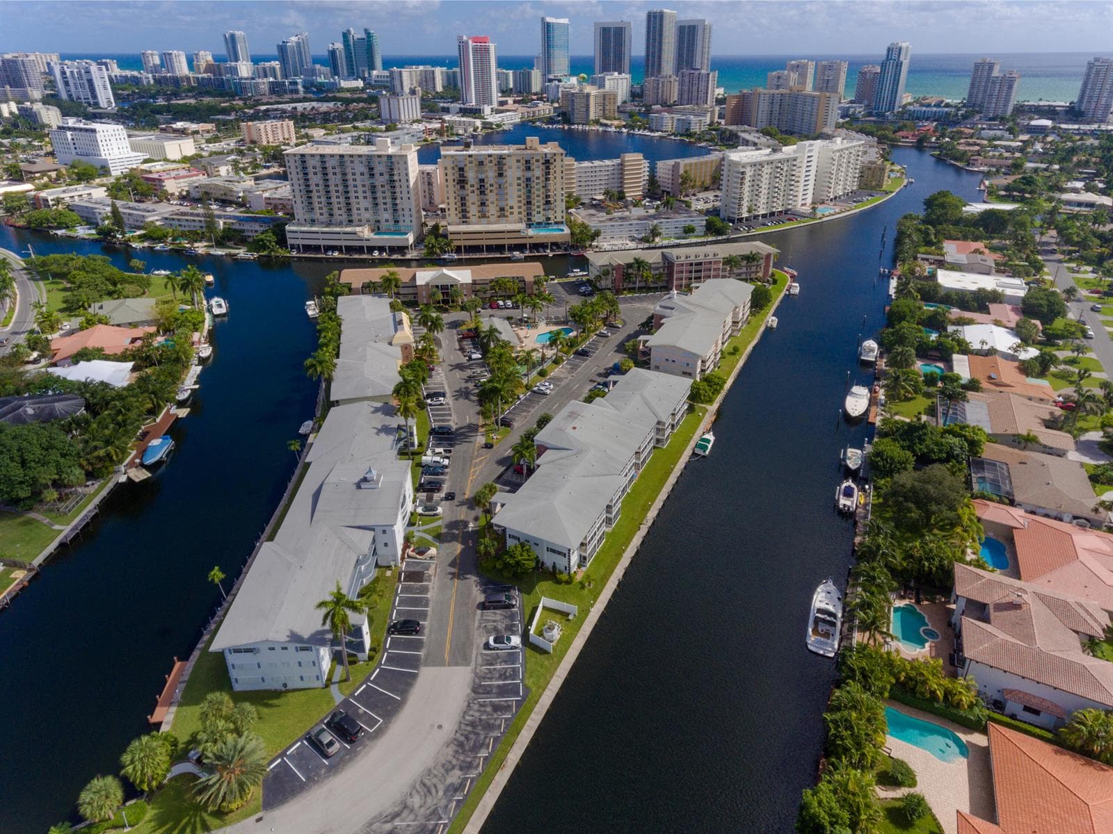 460 Paradise Isle Boulevard #203 1