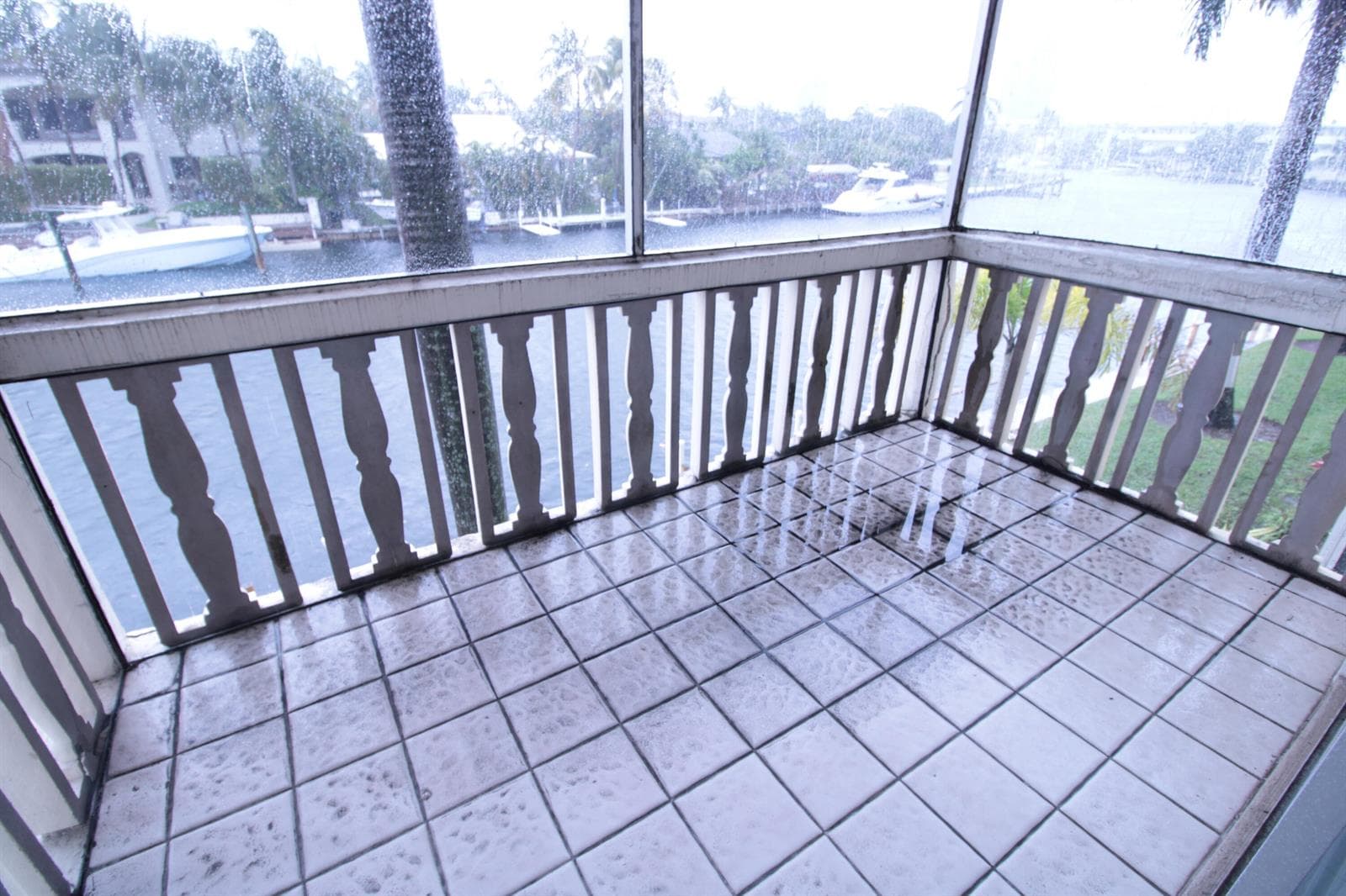 460 Paradise Isle Boulevard #203 5