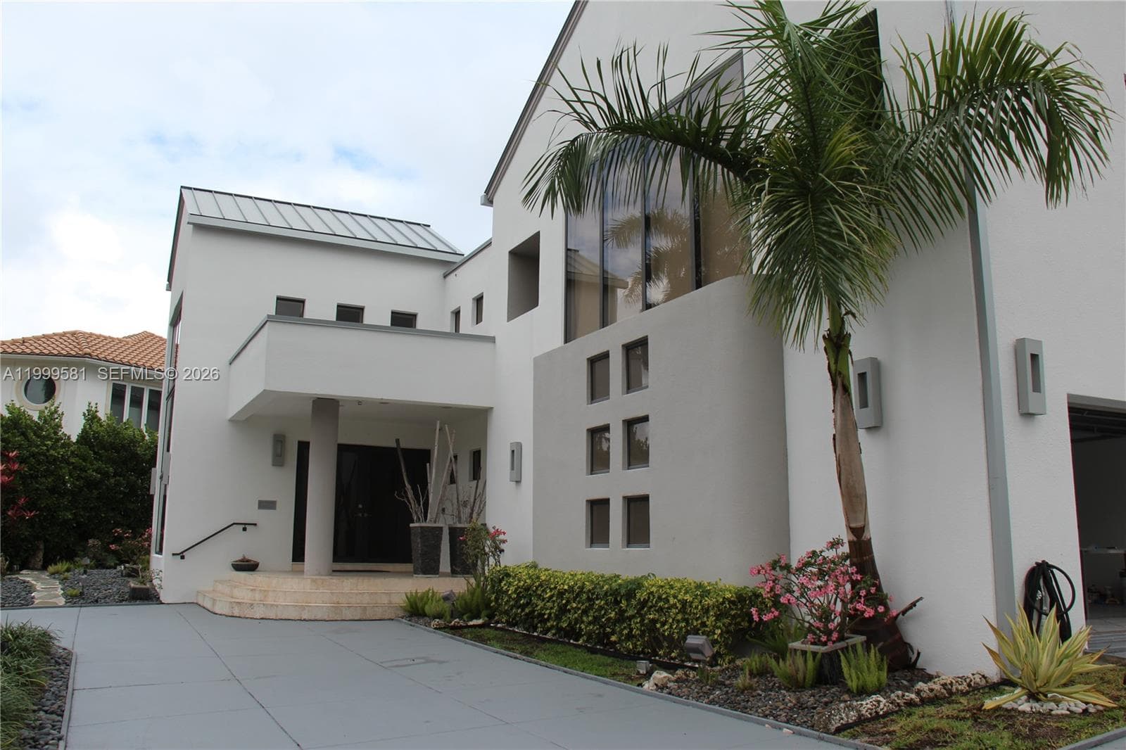 540 Lido Dr 5