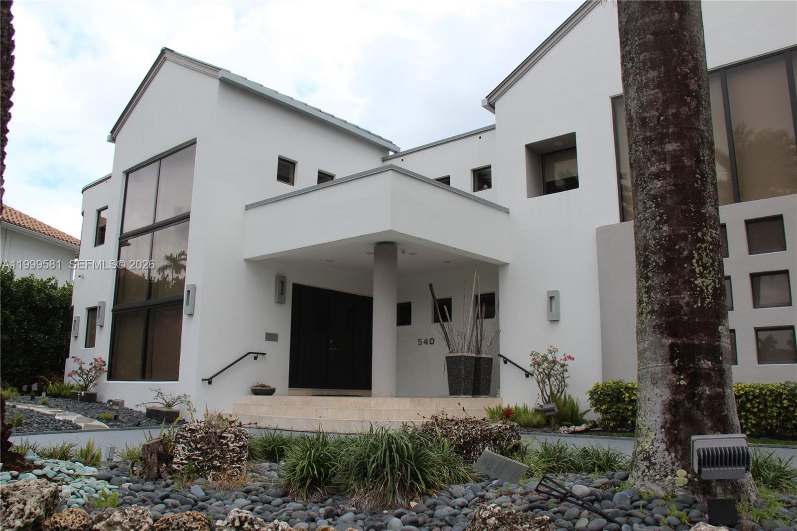 540 Lido Dr 4