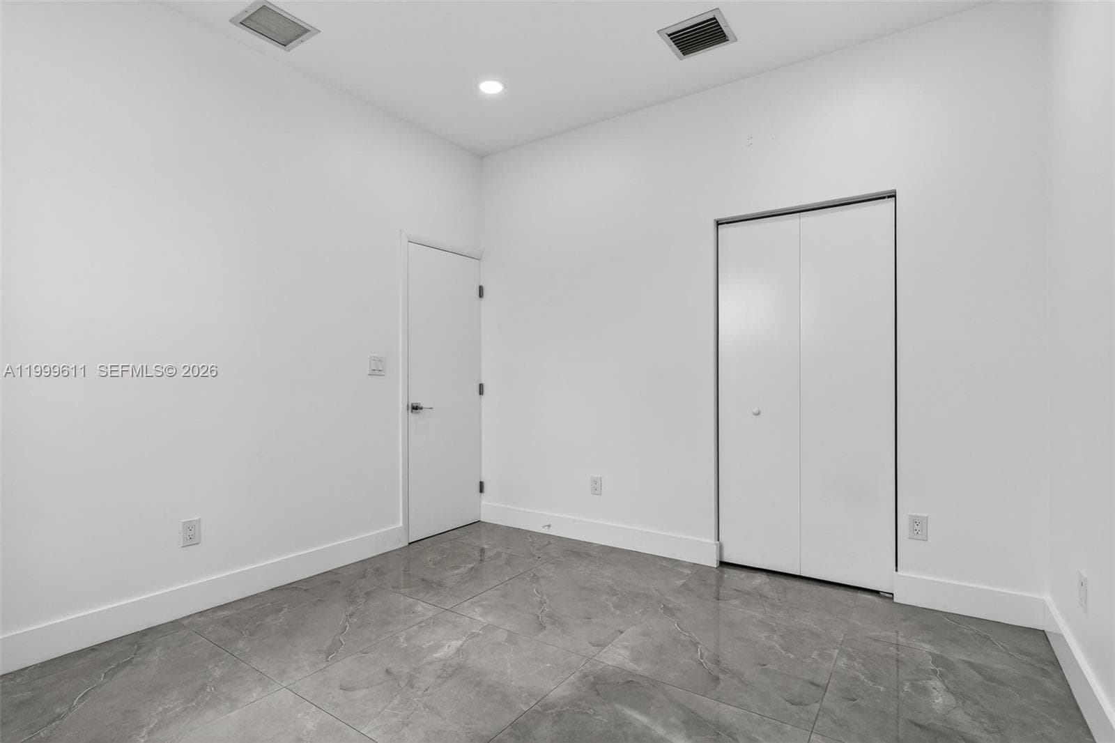 655 24 avenue photo 13