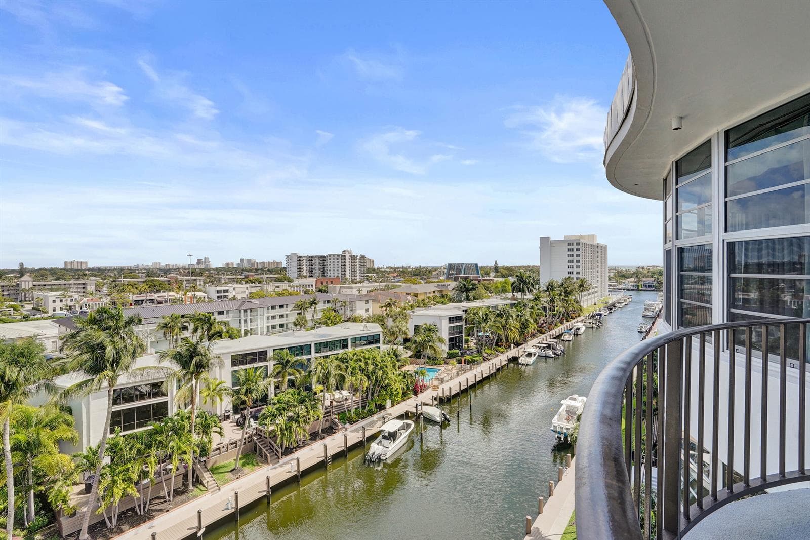 3051 NE 48th Street #702 5