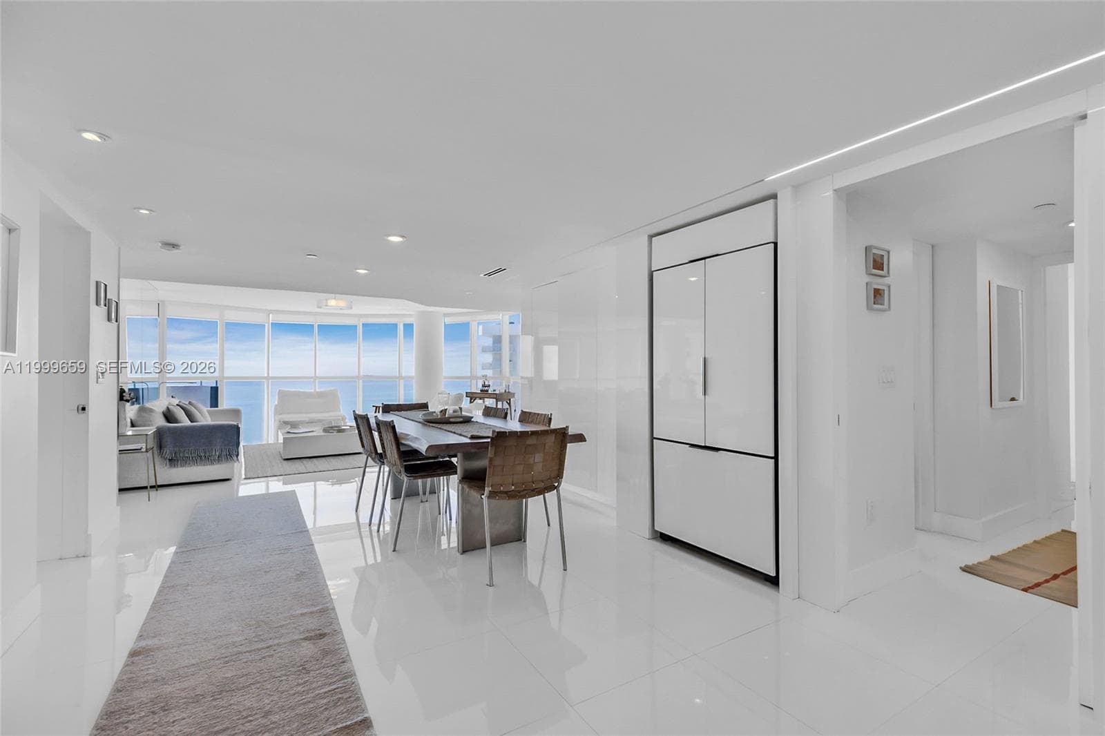 6301 Collins Ave 2103 photo 8