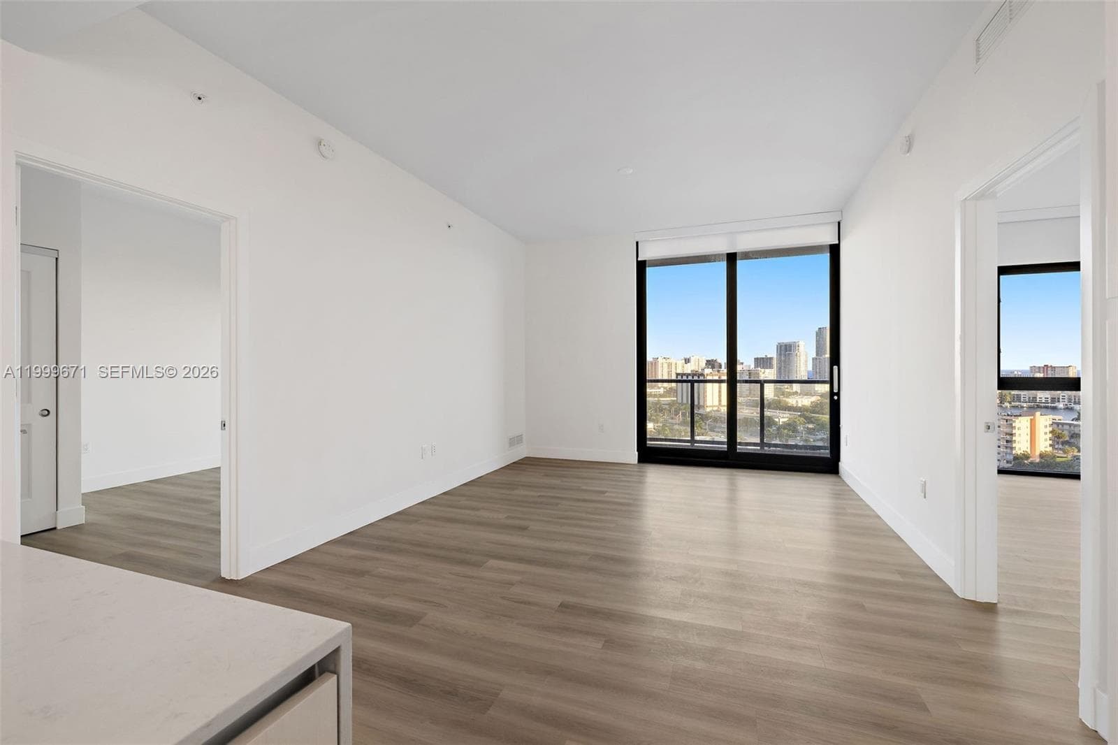 101 Diplomat Pkwy 1704 photo 11