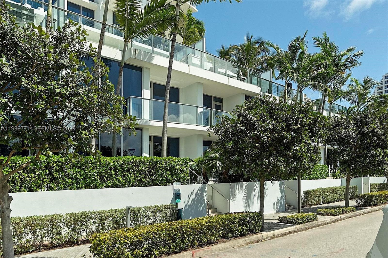 701 Fort Lauderdale Beach Blvd 4