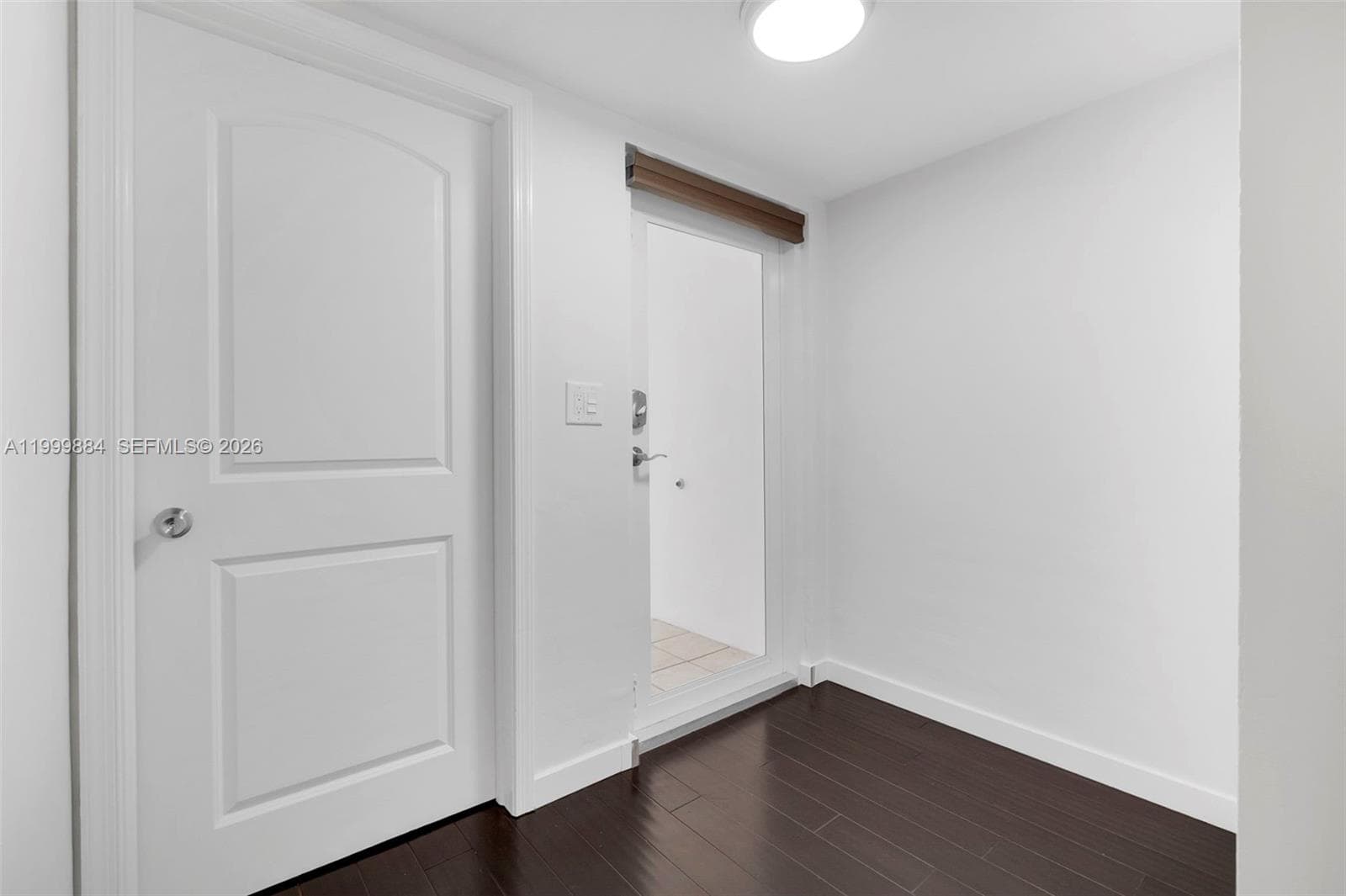 3050 NE 48th St 208 photo 25