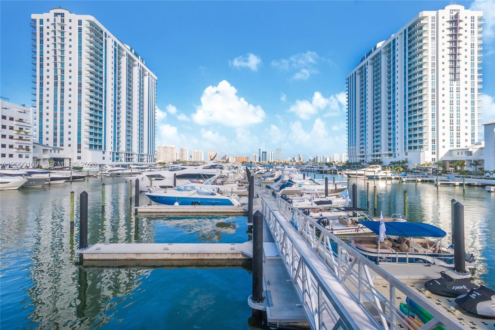 17111 Biscayne Blvd 903 photo 13