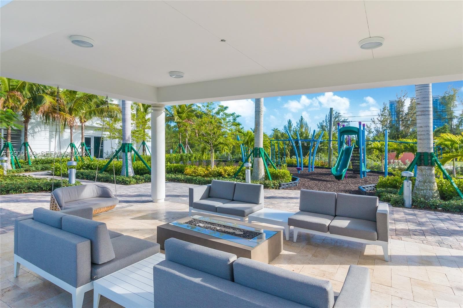 17111 Biscayne Blvd 903 photo 12