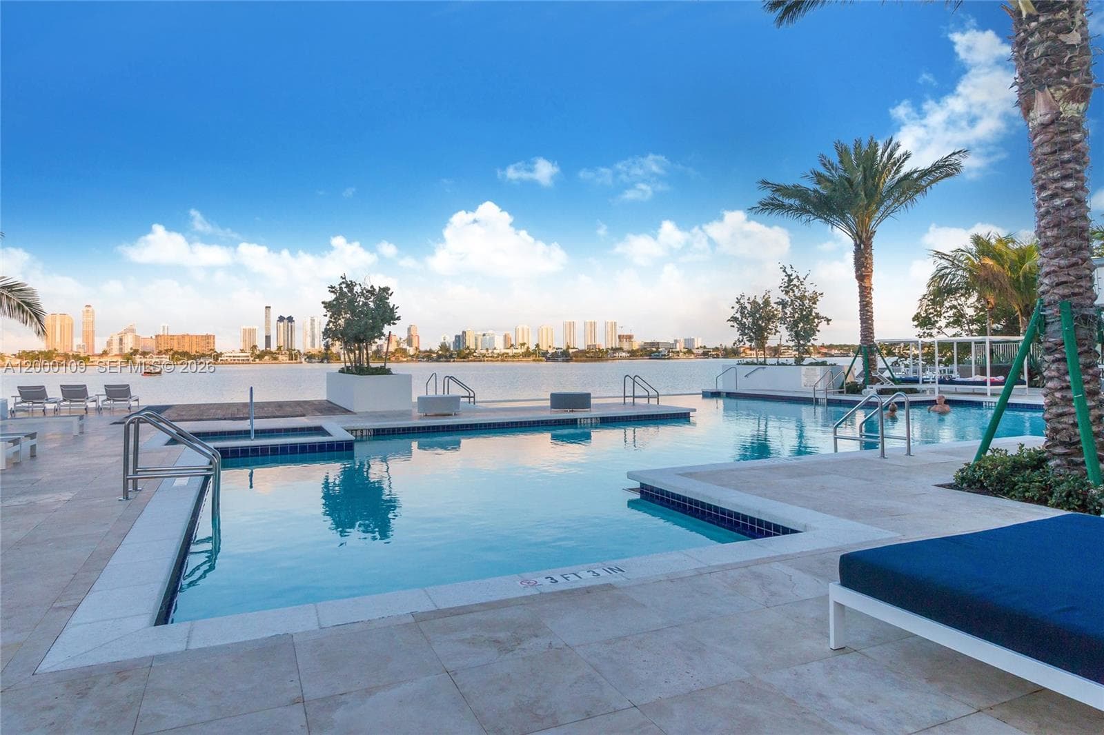 17111 Biscayne Blvd 903 photo 9
