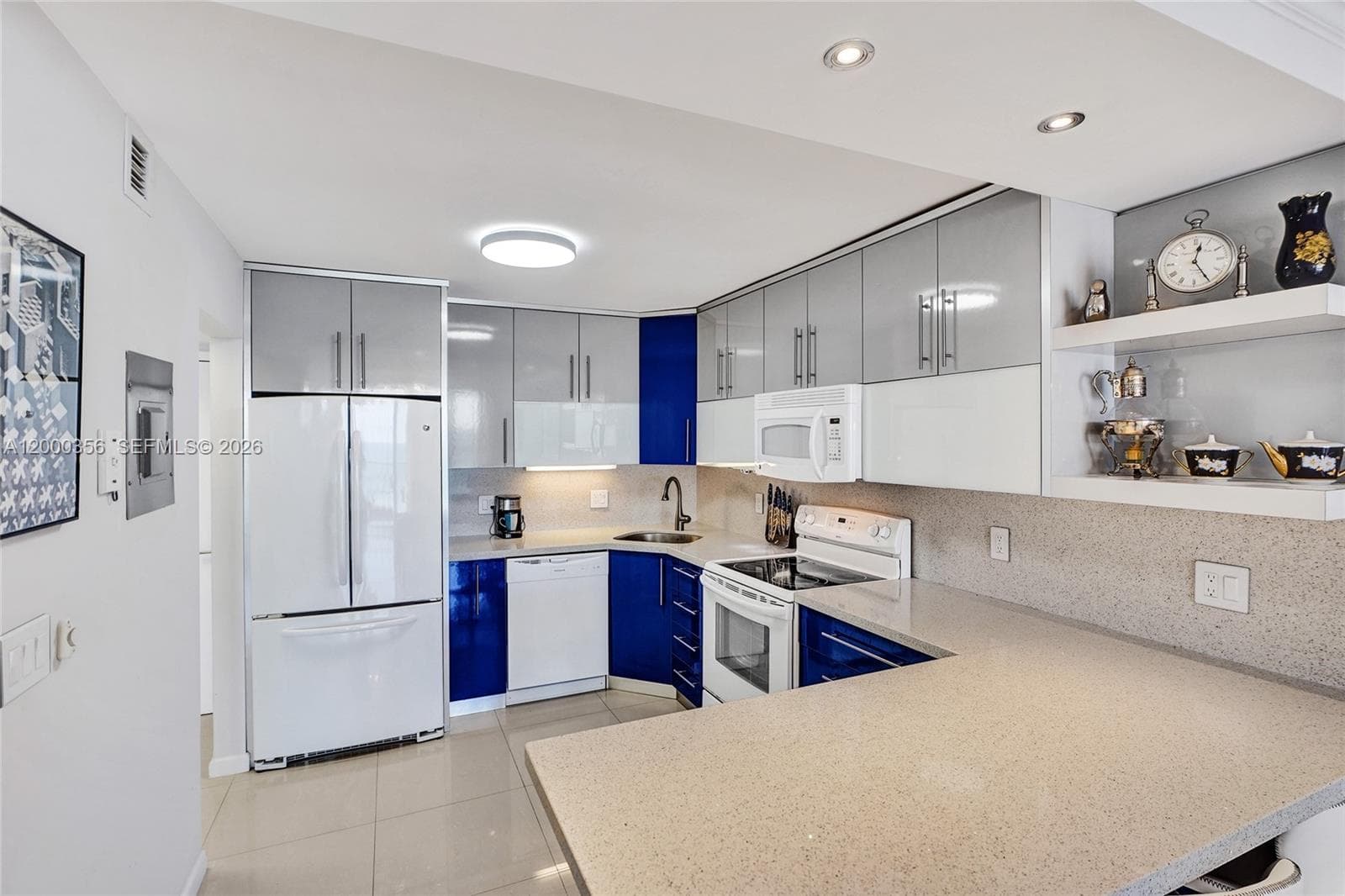 2401 S Ocean Dr 802 (Available now) photo 19