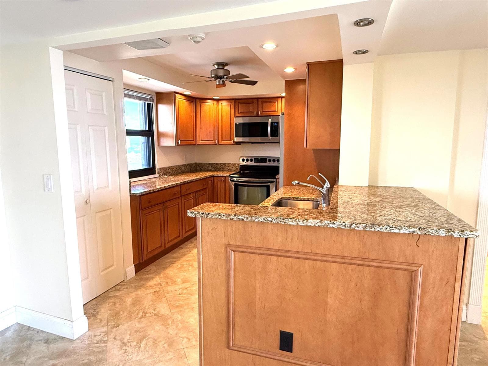 5200 N Flagler Drive 1604 photo 4