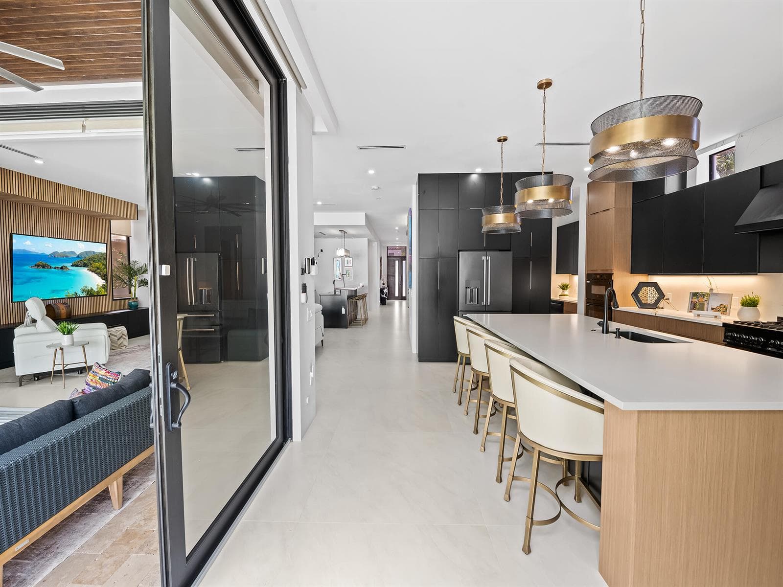 609 Poinciana 4