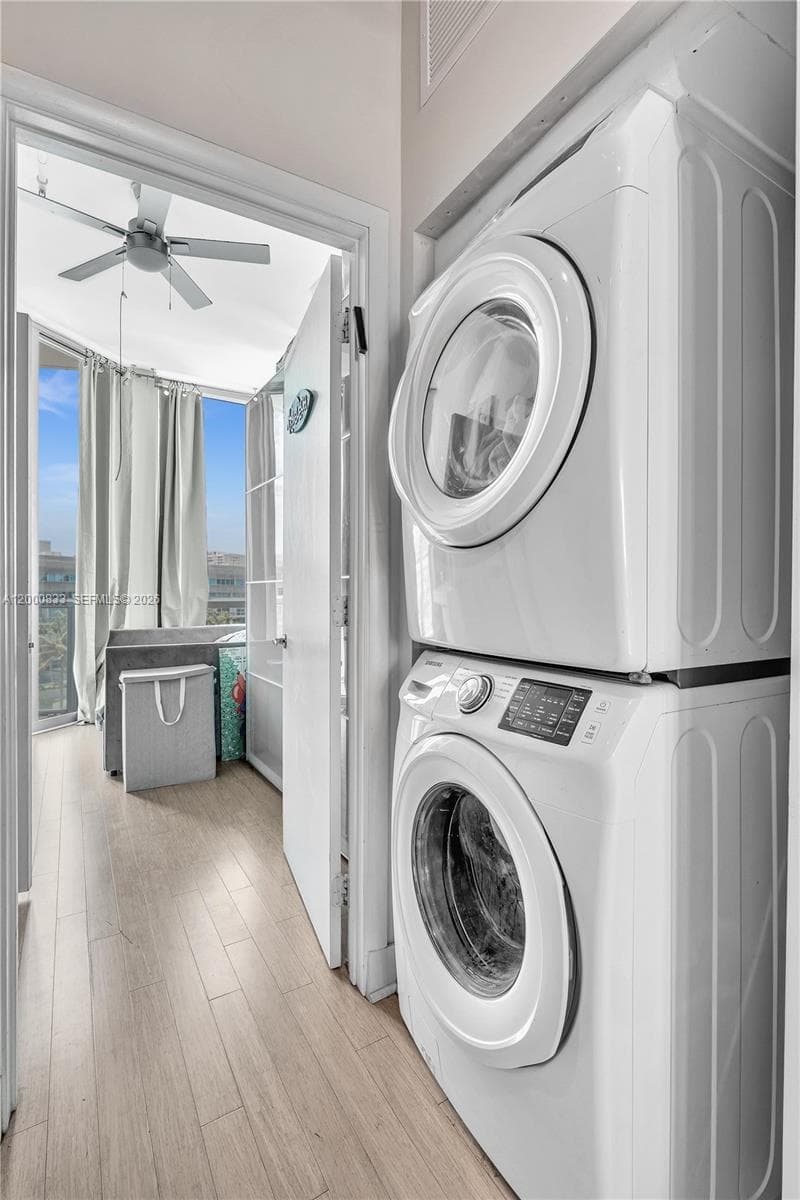 3029 NE 188th St 721 photo 11