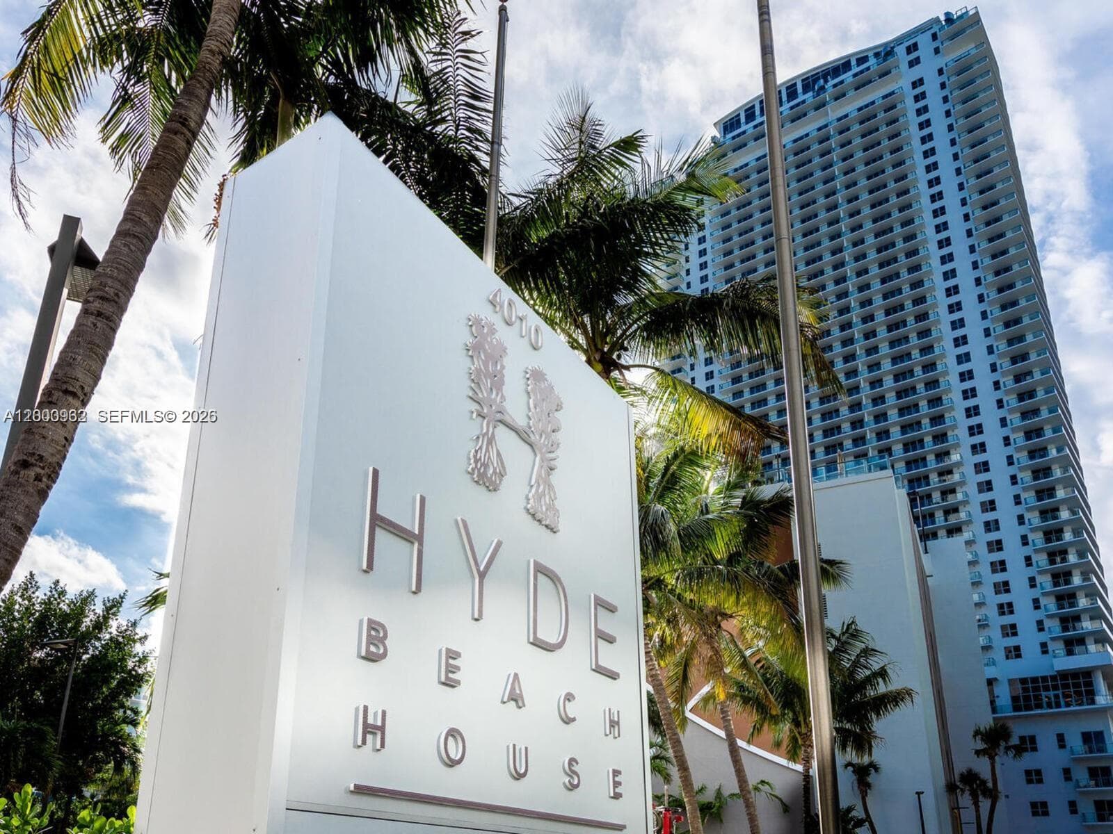 4010 Ocean Dr 1