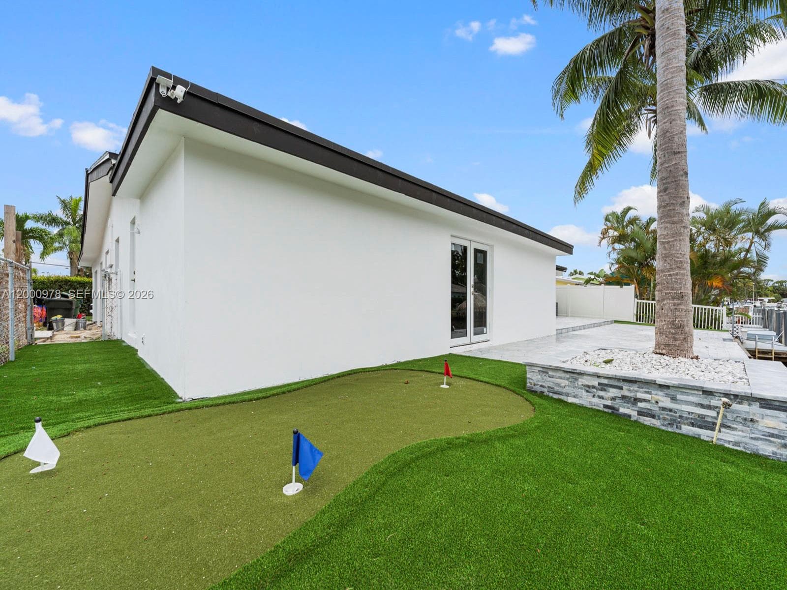 1007 Citrus Isle photo 10
