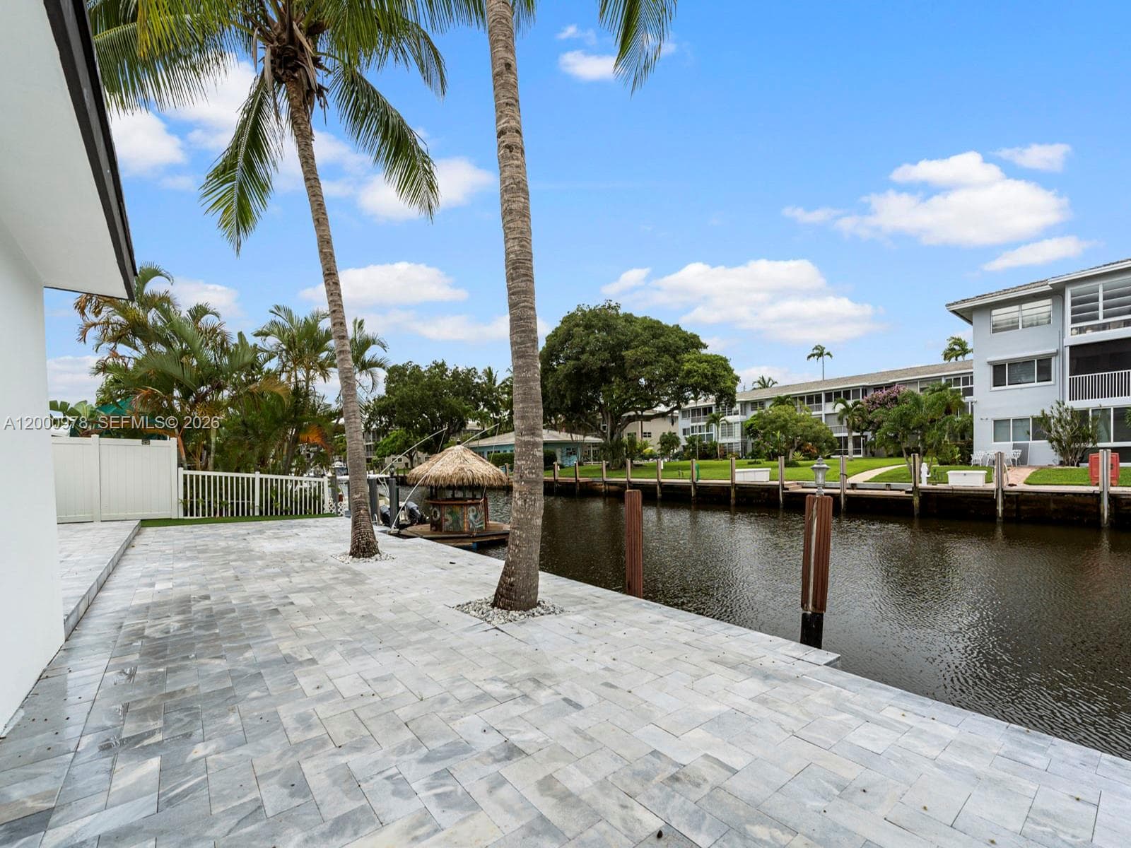 1007 Citrus Isle photo 11