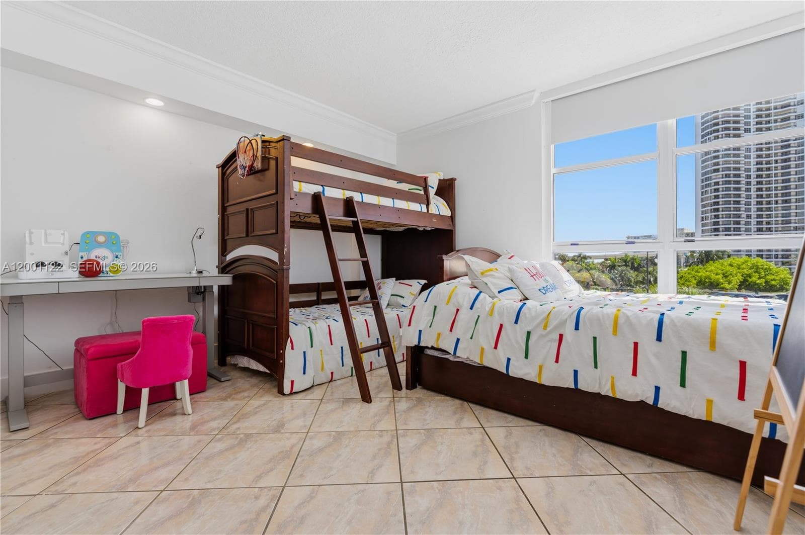 3600 Mystic Pointe Dr 513 photo 15