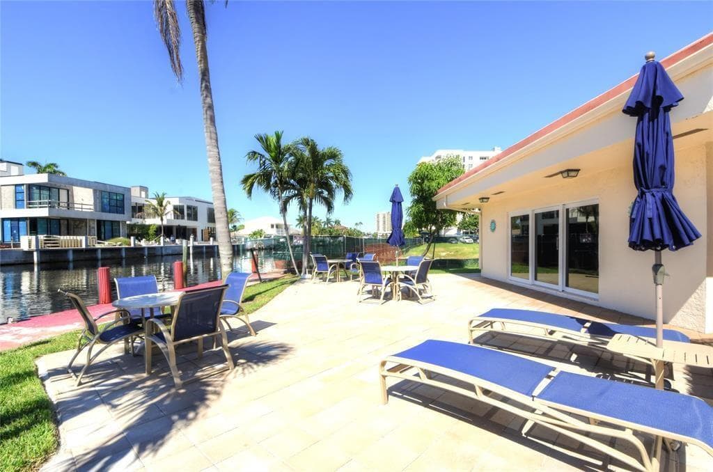 1391 S Ocean Boulevard 105 photo 14