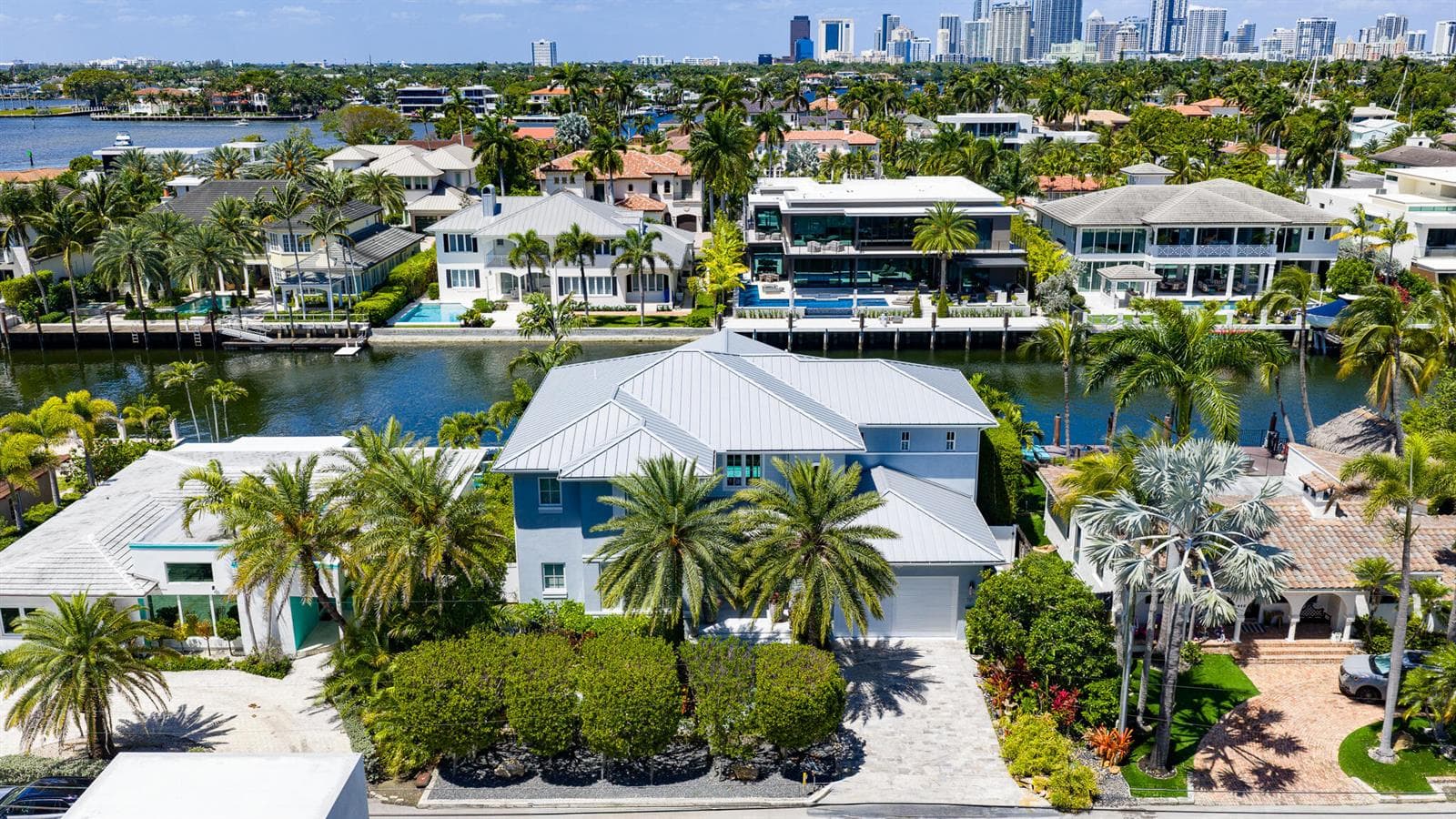 701 Flamingo Drive 3