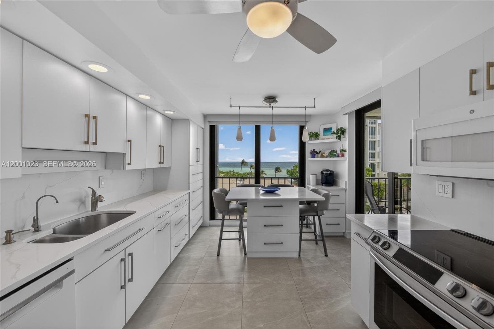 1905 N Ocean Blvd 4F photo 15