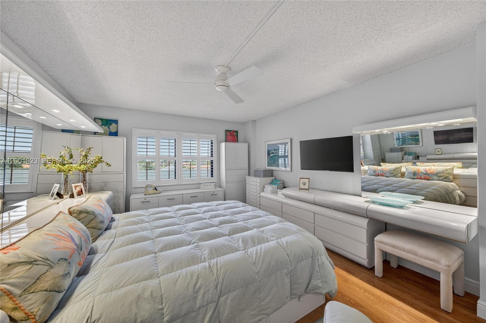 1905 N Ocean Blvd 4F photo 21