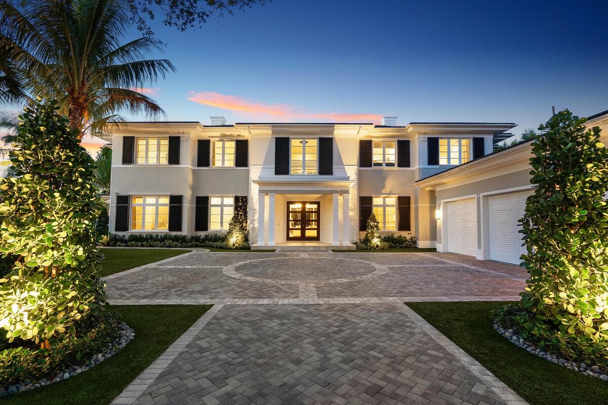 133 W Coconut Palm Road 1