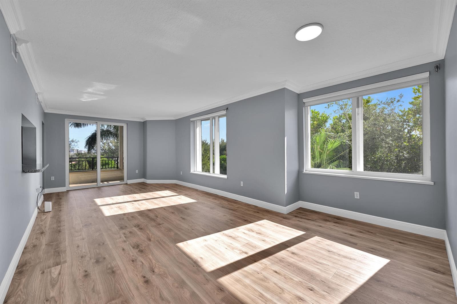 2880 NE 14th St Causeway #413 3