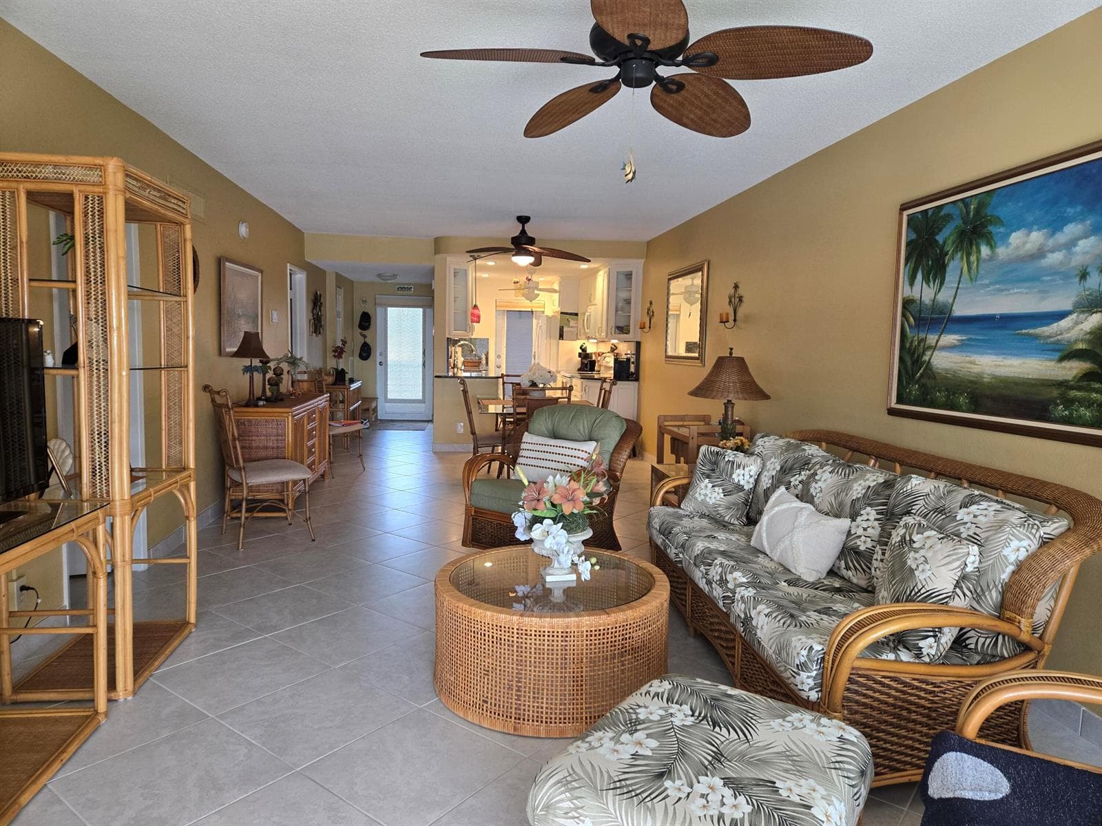 105 NE 19th Avenue #260 4