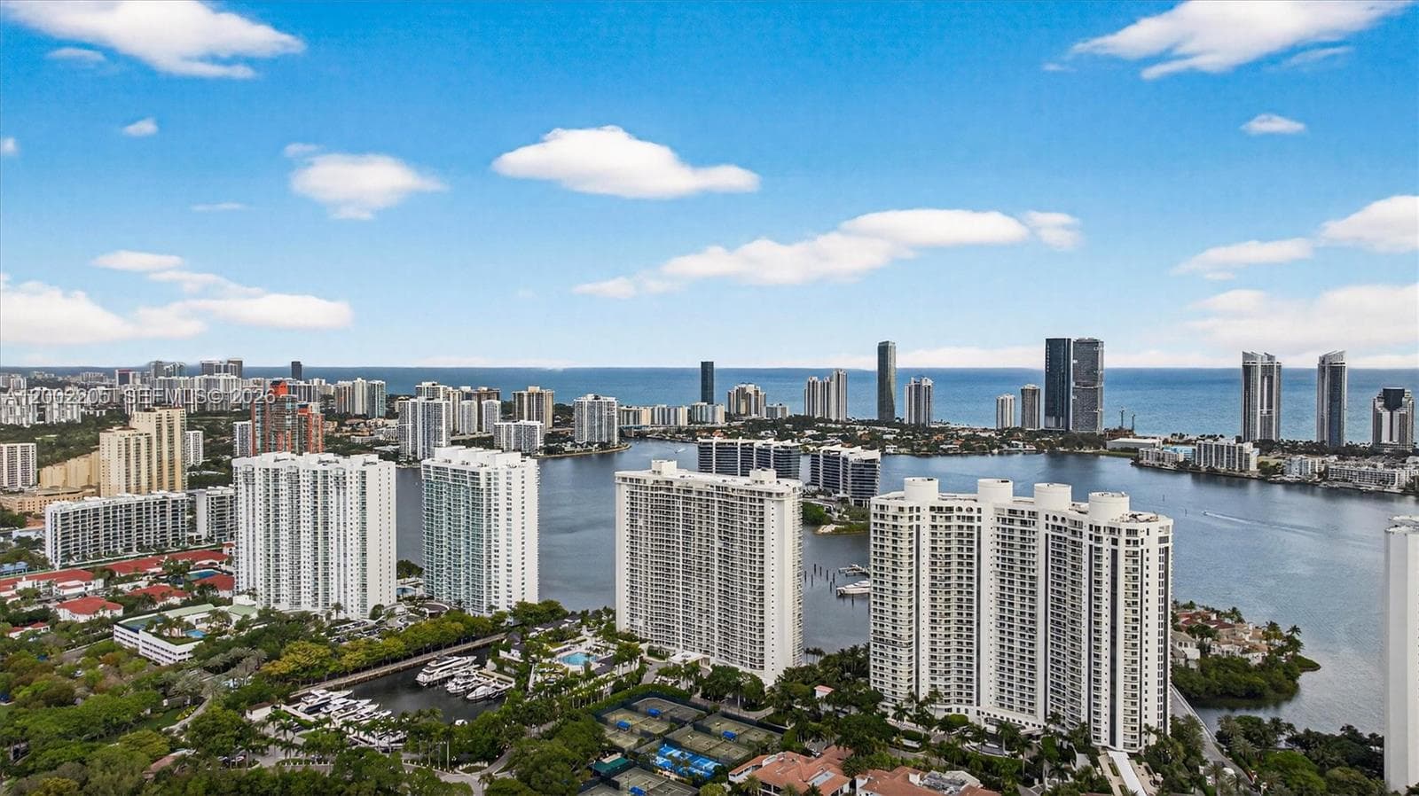 7000 Island Blvd 4