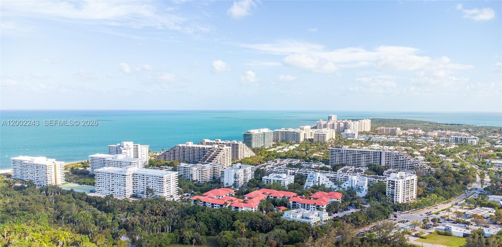 155 OCEAN LANE DR 1101 photo 3