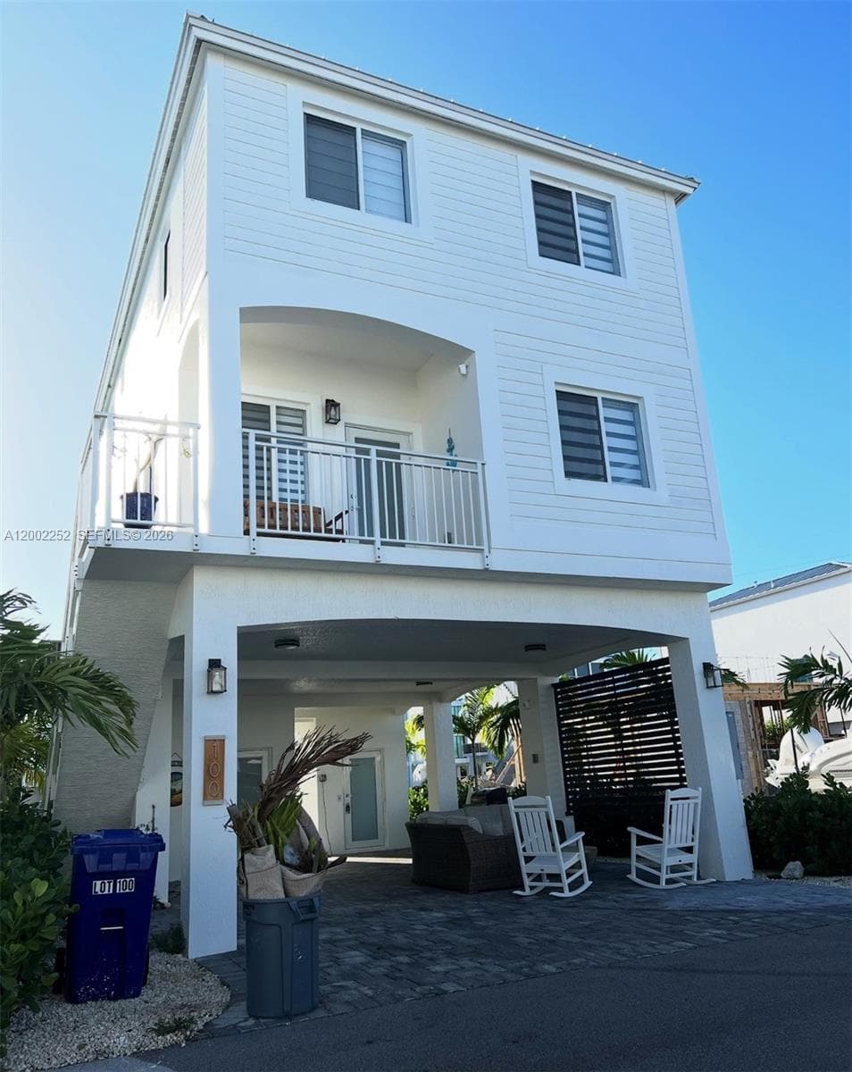 94825 Overseas Hwy 100 1