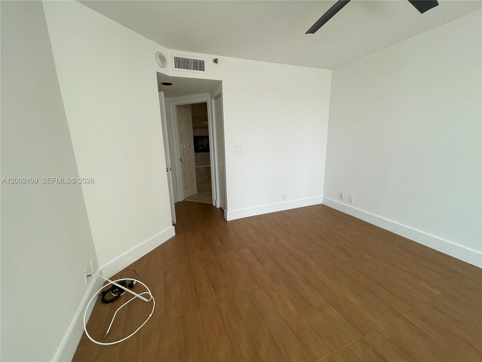 20185 E Country Club Dr 1105 photo 22