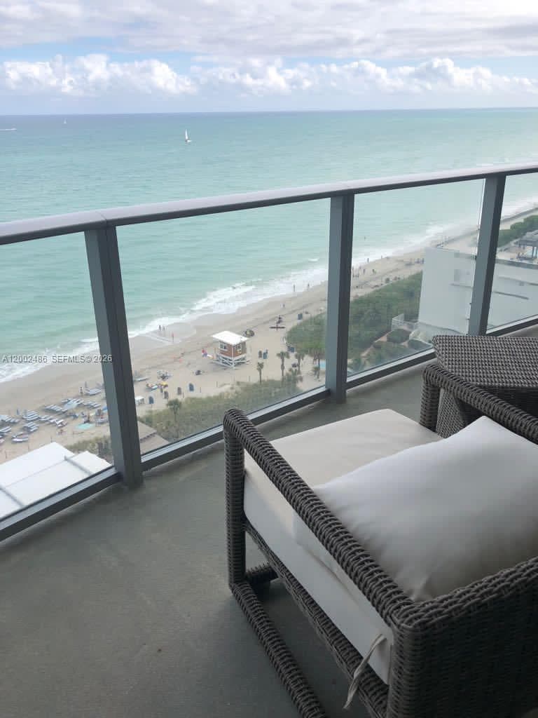 4111 Ocean Dr 1