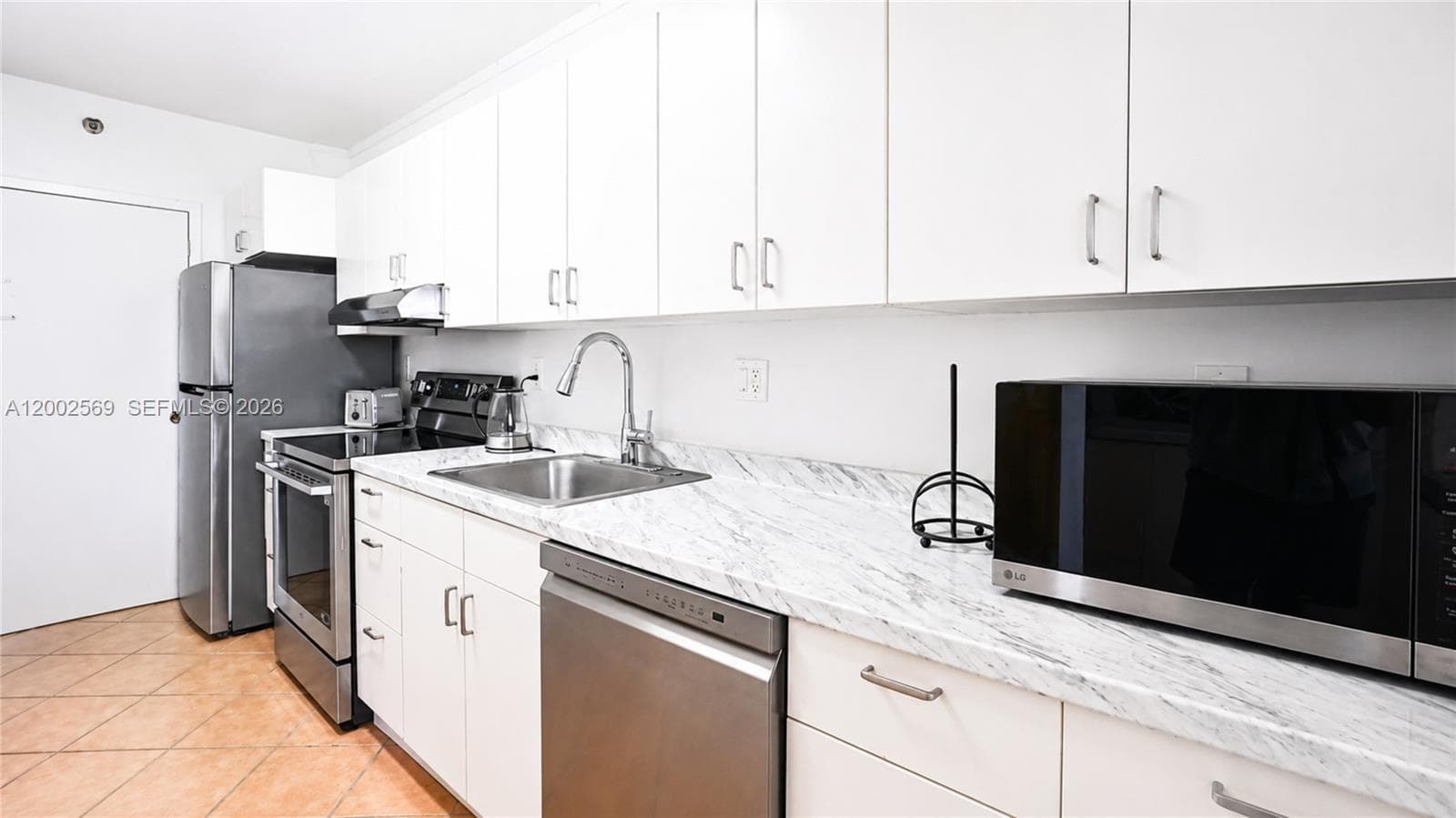 100 Lincoln Rd 1209 photo 5