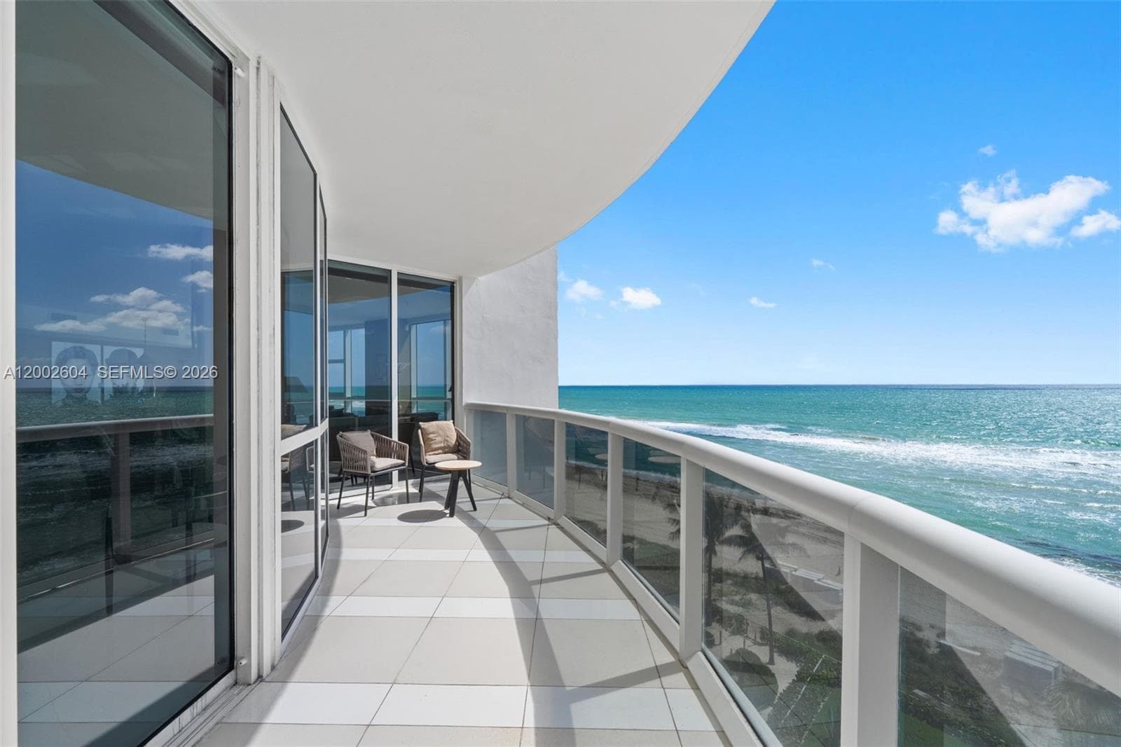18201 Collins Ave 2